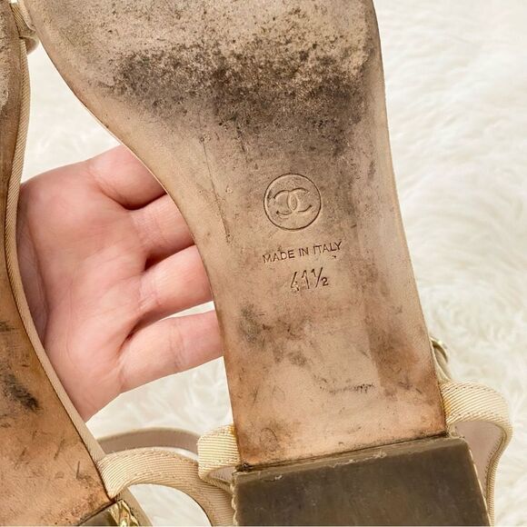 CHANEL Nude Sandal Flats Size 41.5 - Picture 14 of 15